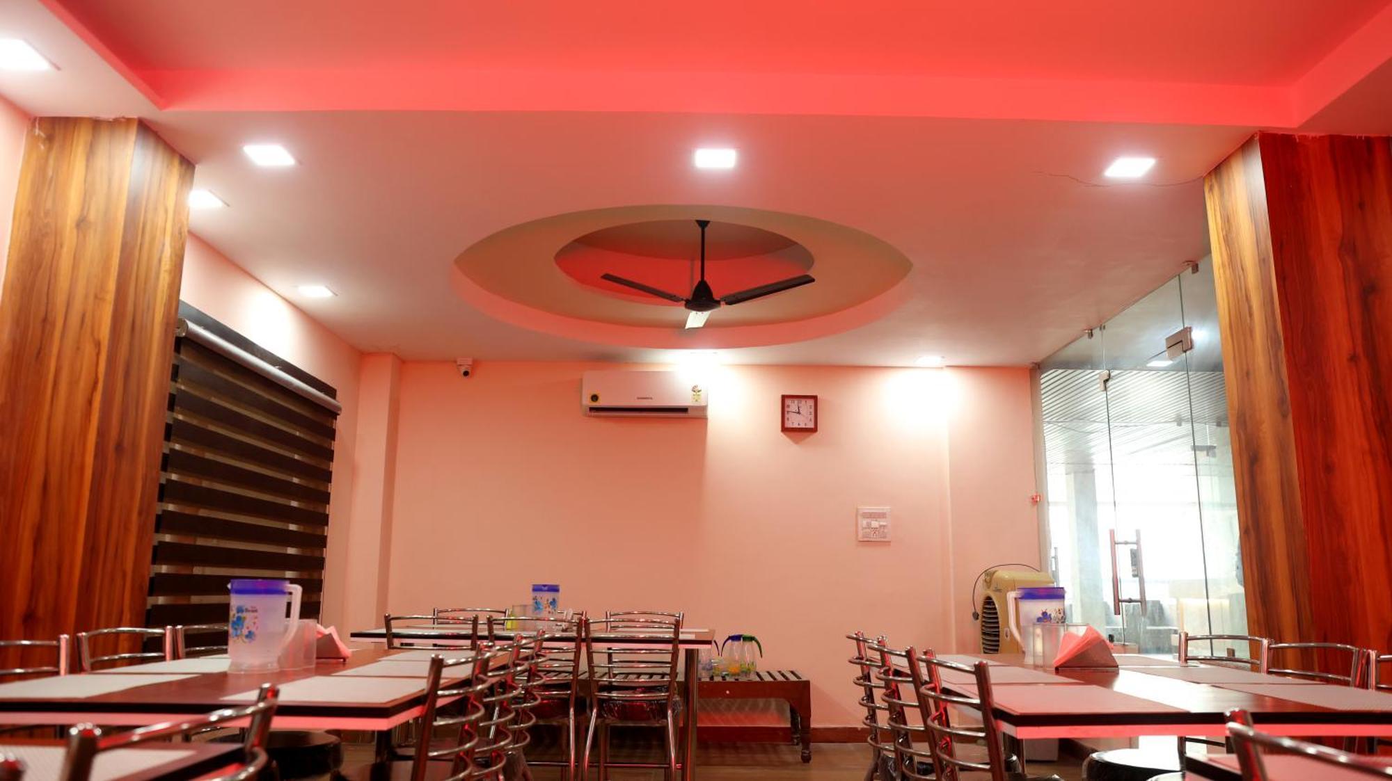 Hotel Blue Pine Haridwār Buitenkant foto